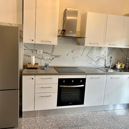 Bed Station -Self Check In- Bed and Breakfast Bergamo Exteriör bild