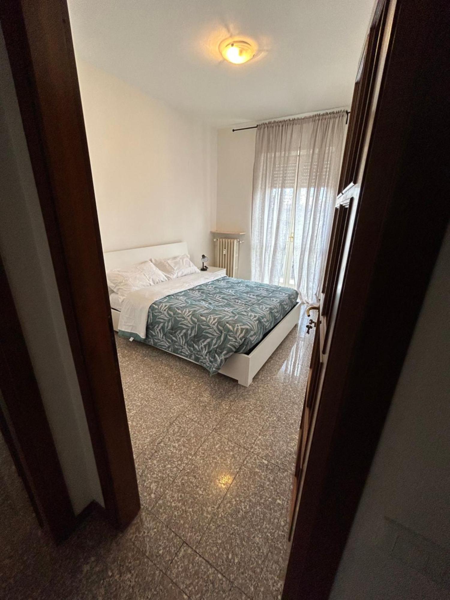 Bed Station -Self Check In- Bed and Breakfast Bergamo Exteriör bild